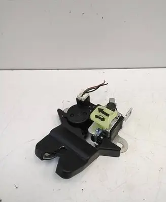 Loading door lock