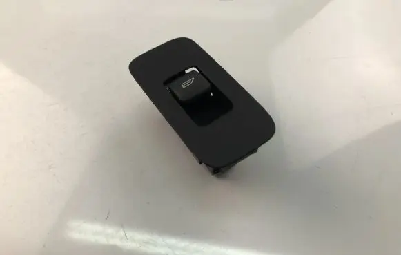 Volvo V40 Electric window control switch 31394840