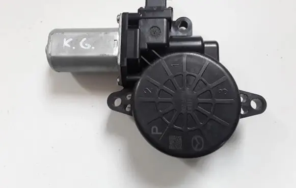 Mazda 6 Rear door window regulator motor D6515958X