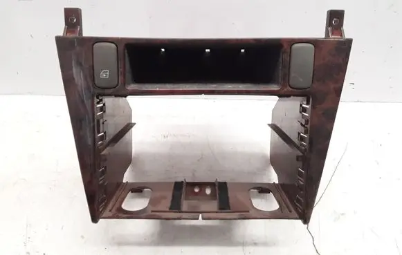 Radio/GPS head unit trim