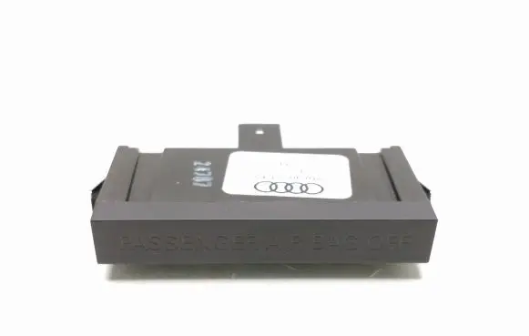 Passenger airbag on/off switch