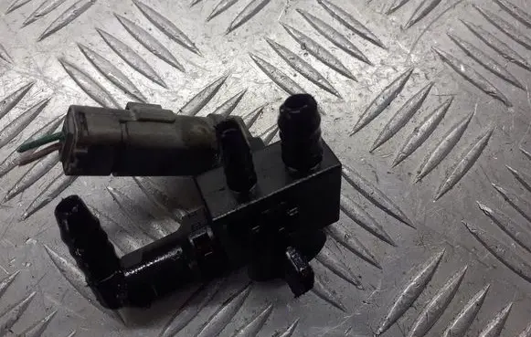 Renault Laguna II Valve vacuum 