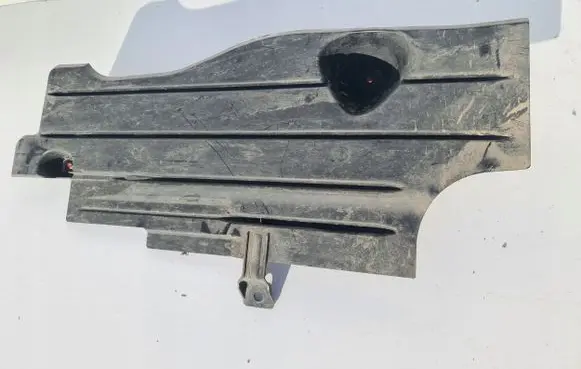 Ford Kuga II Charging relay 