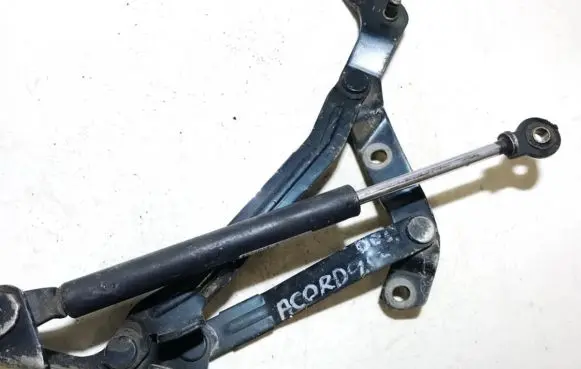 Honda Accord Tailgate/trunk strut/damper