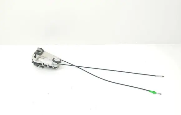 Toyota Verso-S Rear door lock