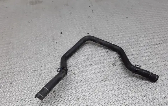 Volkswagen PASSAT B5 Engine coolant pipe/hose