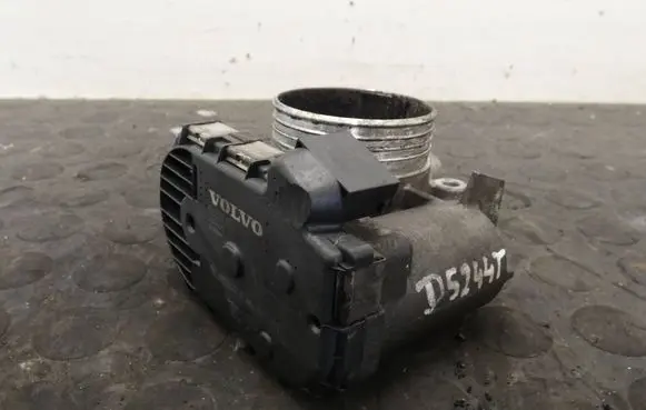 Volvo XC90 Throttle valve 8692720 0281002701