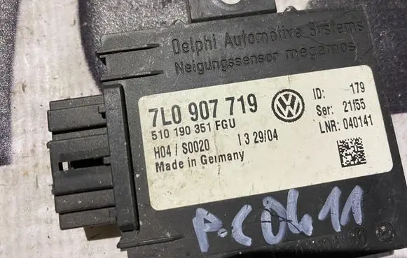 Porsche Cayenne (9PA) Alarm control unit/module 7l0907719