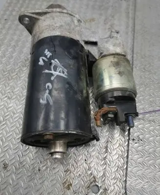 Mercedes-Benz B W245 Starter motor A0051517401