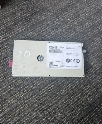 BMW 3 E90 E91 Aerial antenna amplifier 3402526 21367510