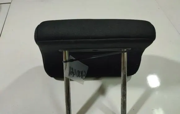 Renault Laguna II Front seat headrest 