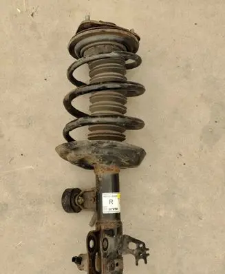Lexus ES 250 - 300 - 330 Front shock absorber/damper 4851033830