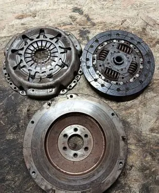 Ford Courier Clutch set kit 8V217550FA