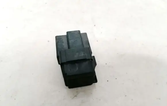 Nissan Almera N16 Other relay 252309f915