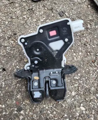 Renault Kadjar Tailgate/trunk/boot lock/catch/latch