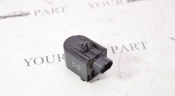 Lexus GS 300 350 430 450H Sensor 8974748020