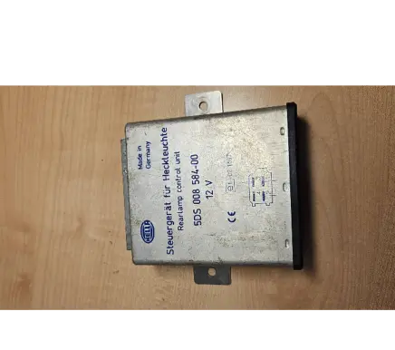 BMW 5 E39 Xenon control unit/module 5DS008584 00788800S9