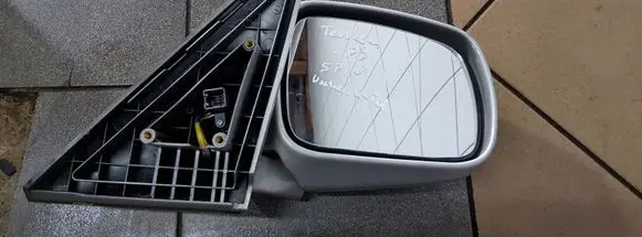 Hyundai Terracan Front door electric wing mirror