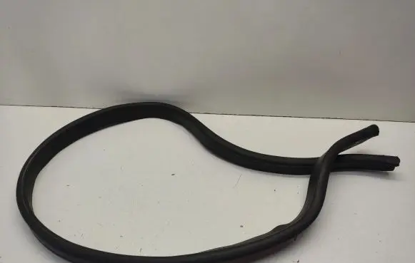 Mercedes-Benz ML W164 Engine compartment rubber A1648890298