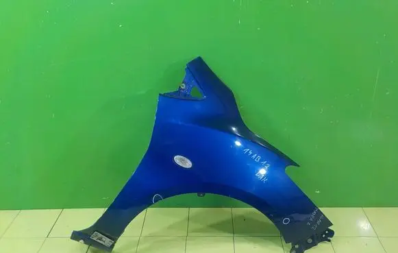 Mazda 2 Fender PRZOD PRAWY