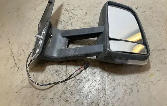 Mercedes-Benz Sprinter W906 Manual wing mirror 