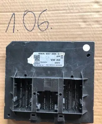Volkswagen Golf VIII Central body control module 5WA937086D
