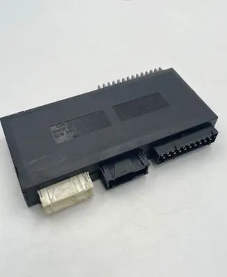 BMW 5 E39 Comfort/convenience module 8371128 61358371128