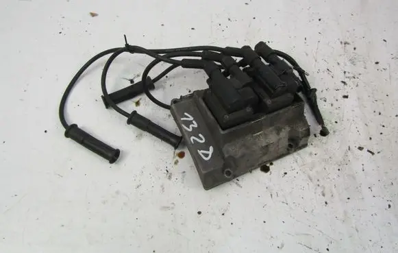 Renault Megane I High voltage ignition coil 7700273134C