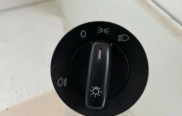 Light switch