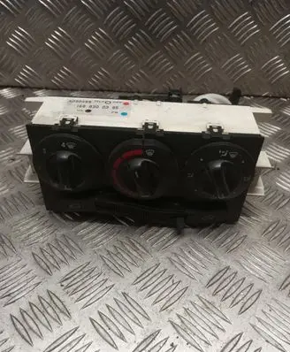 Mercedes-Benz A W168 Climate control unit K090499 1688300385