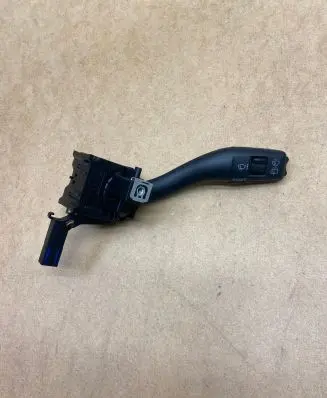 Audi A3 S3 A3 Sportback 8P Wiper control stalk 8P0953519A 01203610 20361070806360