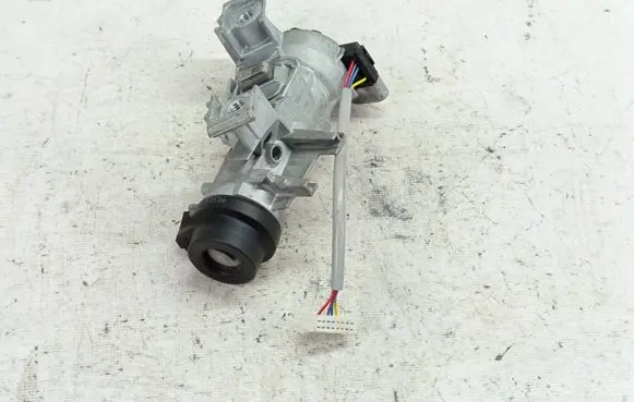 Volkswagen Tiguan Ignition lock 1K0905865B 1K0905851B 00226A18313
