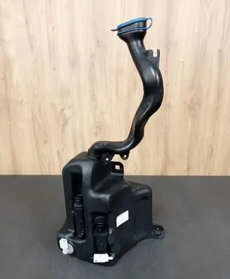 Mercedes-Benz B W246 W242 Windshield washer fluid reservoir/tank 2468690120 A2468690120