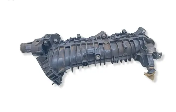 BMW 5 F10 F11 Intake manifold 7807991 8506406