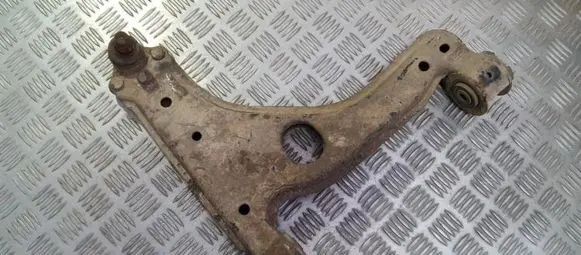 Opel Vectra B Front lower control arm/wishbone