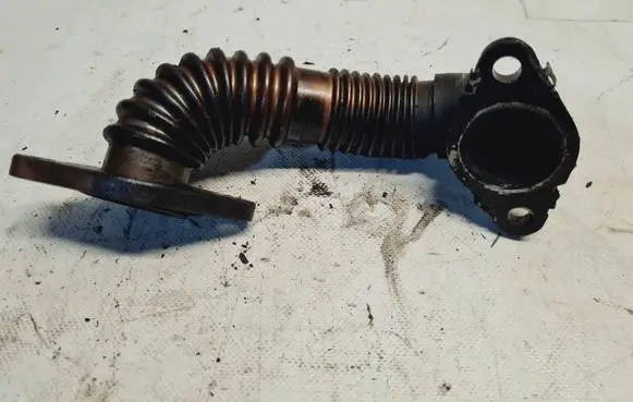 Opel Vivaro EGR valve line/pipe/hose