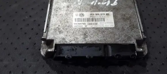 Volkswagen Golf IV Engine control unit/module 6A906019BQ 5WP444102