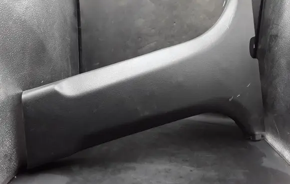 KIA Magentis (B) pillar trim (bottom) 858362G000