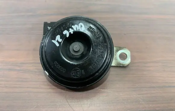 Subaru Outback (BT) Horn signal K2722007410