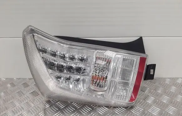 Toyota Prius (XW20) Rear/tail lights