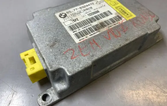 BMW 7 E65 E66 Airbag control unit/module 6920472 12220009 12220000