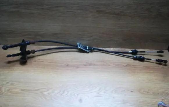 Mazda 2 Gear shift cable linkage