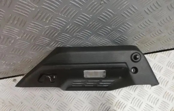 Renault Megane IV Trunk/boot lower side trim panel 799125069R 63510034202