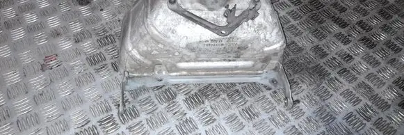 Volkswagen Touareg I Heat shield in engine bay 022253035L