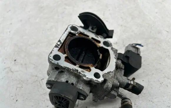 Suzuki Jimny Throttle valve