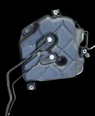 Porsche Macan (95B) AdBlue liquid reservoir 8R0131877 8R0131377 40347C1A