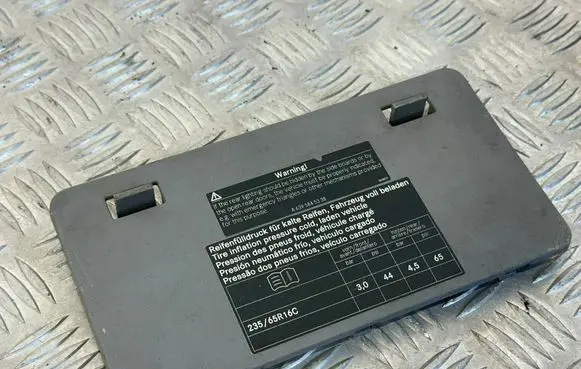 Mercedes-Benz Sprinter W901 W902 W903 W904 Other interior part A9065450003