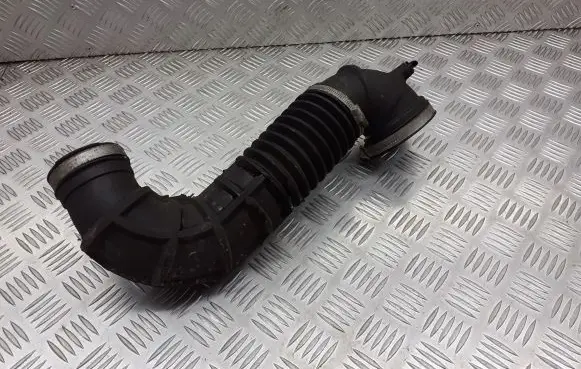 Volvo S40, V40 Air intake hose/pipe 306120869