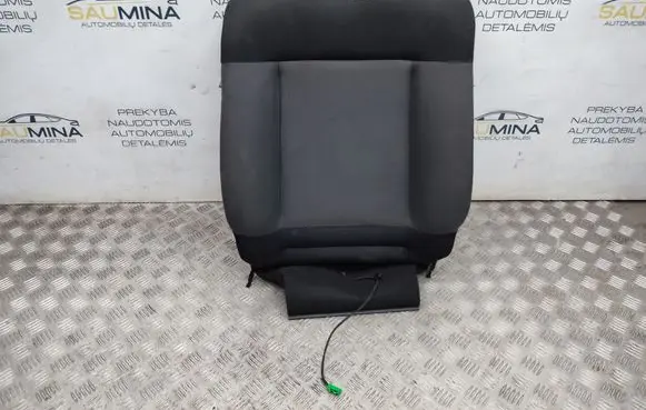 Citroen C4 Cactus Front passenger seat 