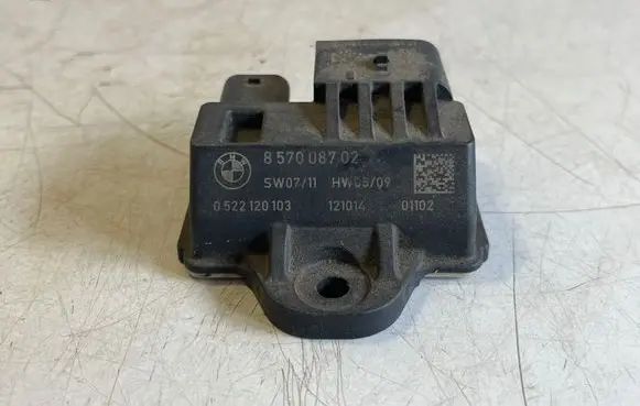 BMW 3 F30 F35 F31 Glow plug pre-heat relay 85700870